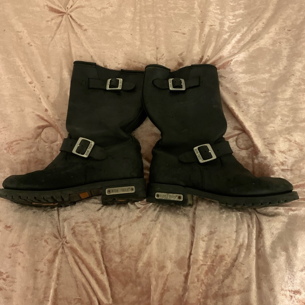 Ride Tecs slip resistant soled boot